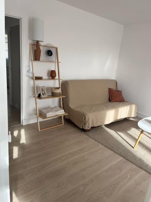 Petite Maison Cosy En Campagne Neuilly  エクステリア 写真